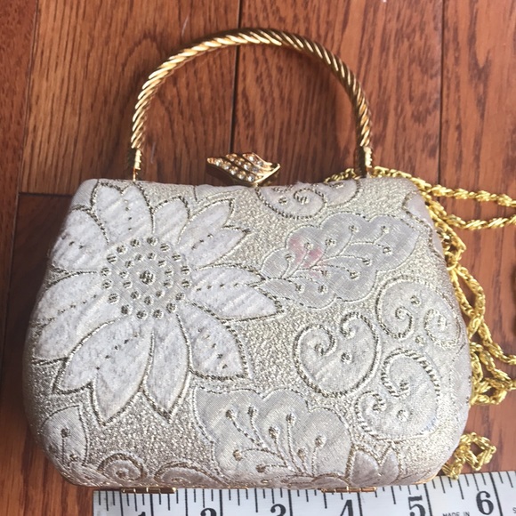 Gold embossed evening bag - Picture 5 of 7